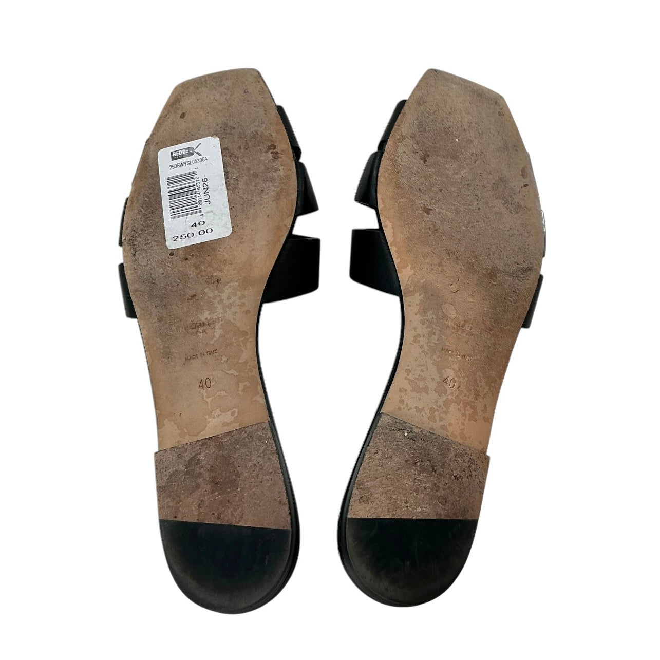 Saint Laurent Tribute Black Leather Flat Sandals