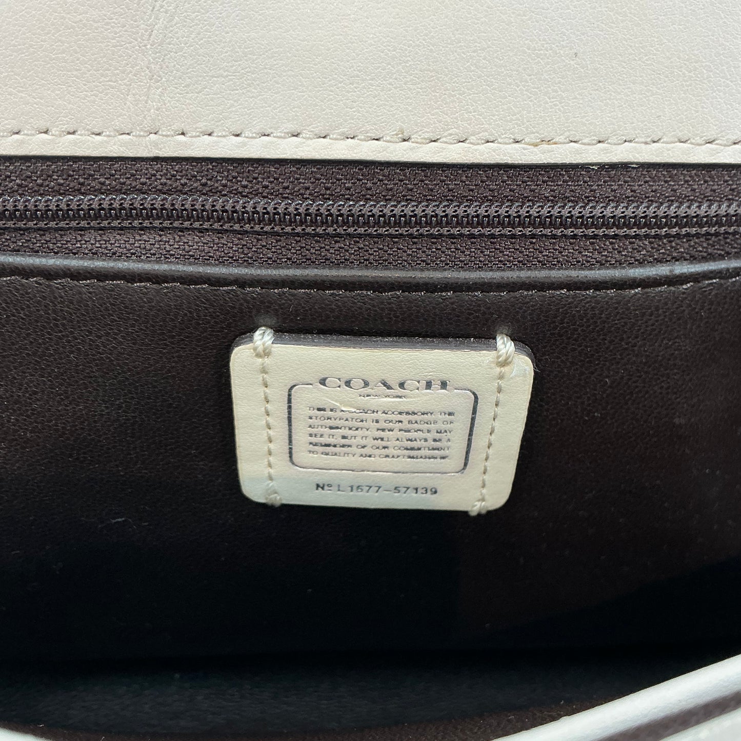 COACH Swagger Shoulder Bag in Pebble Leather with Ombré Rivets