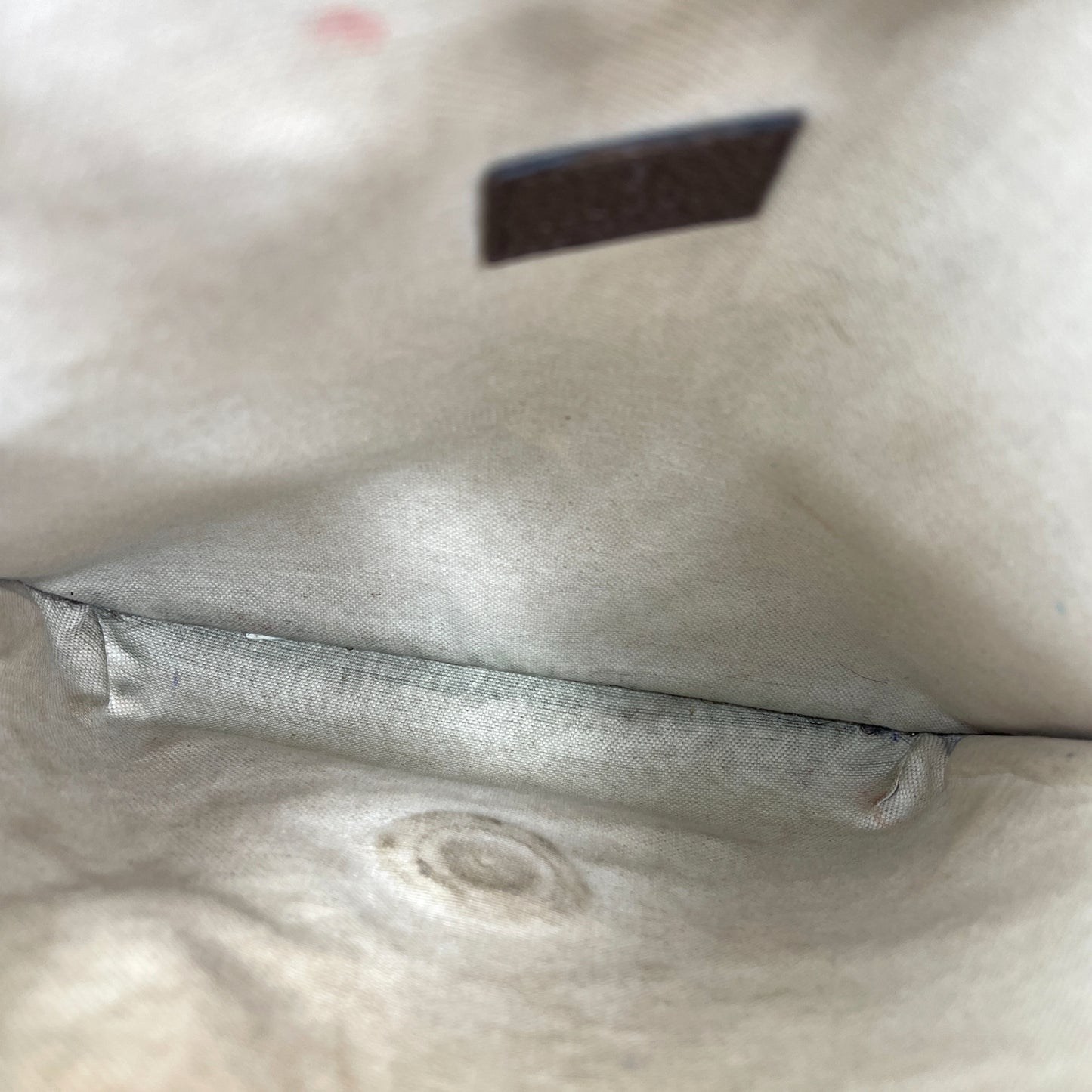 Gucci GG Neo Messenger Bag