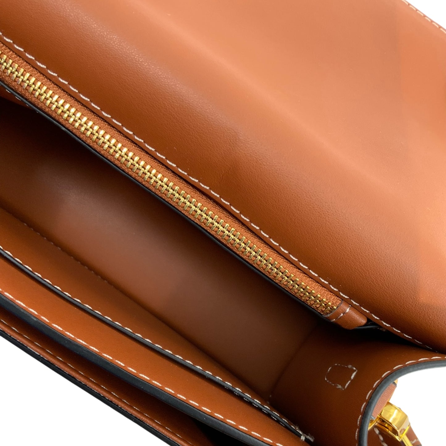 Aallyn Crossbody Bag