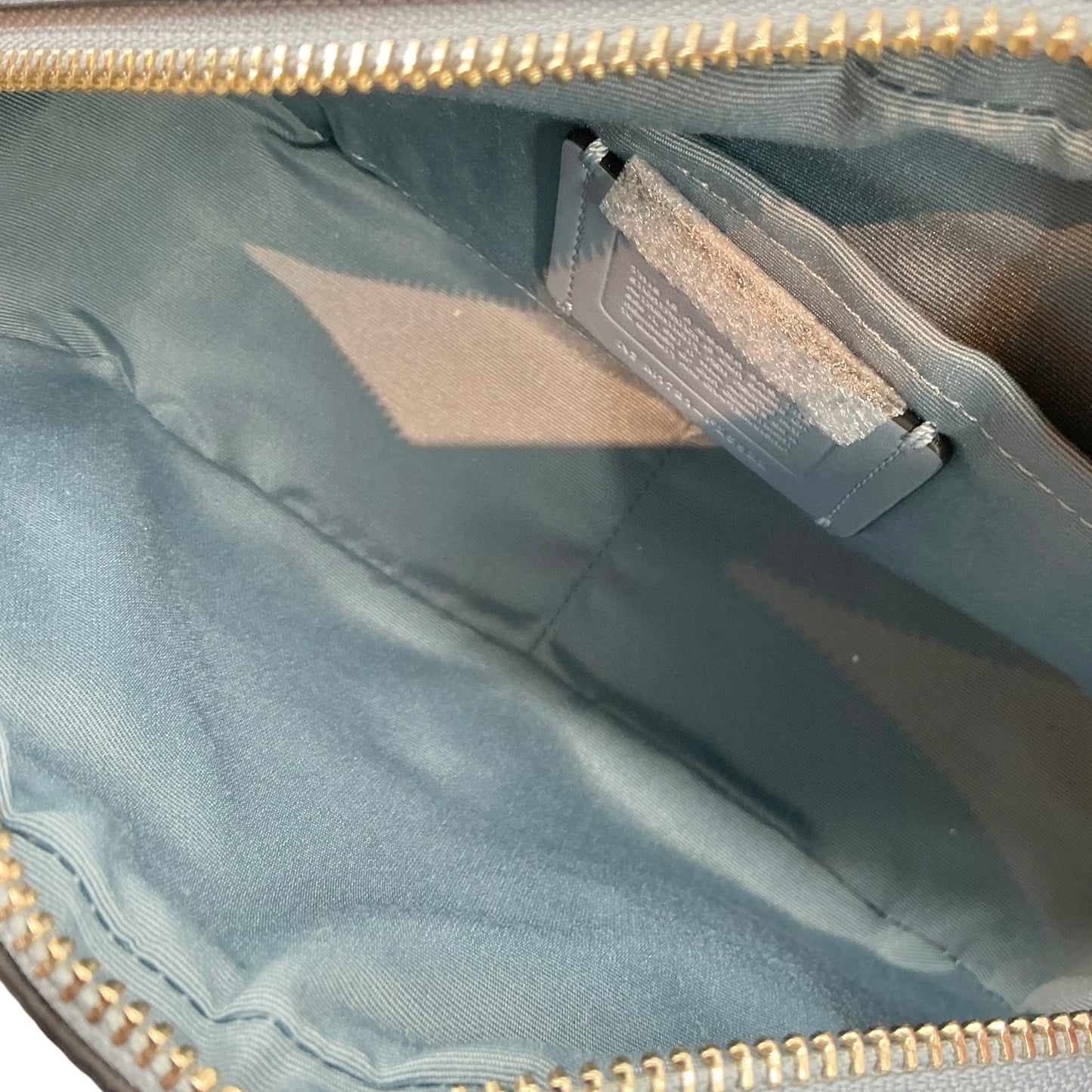 COACH F25922 Isla Chain Crossbody Bag in Pebbled Leather