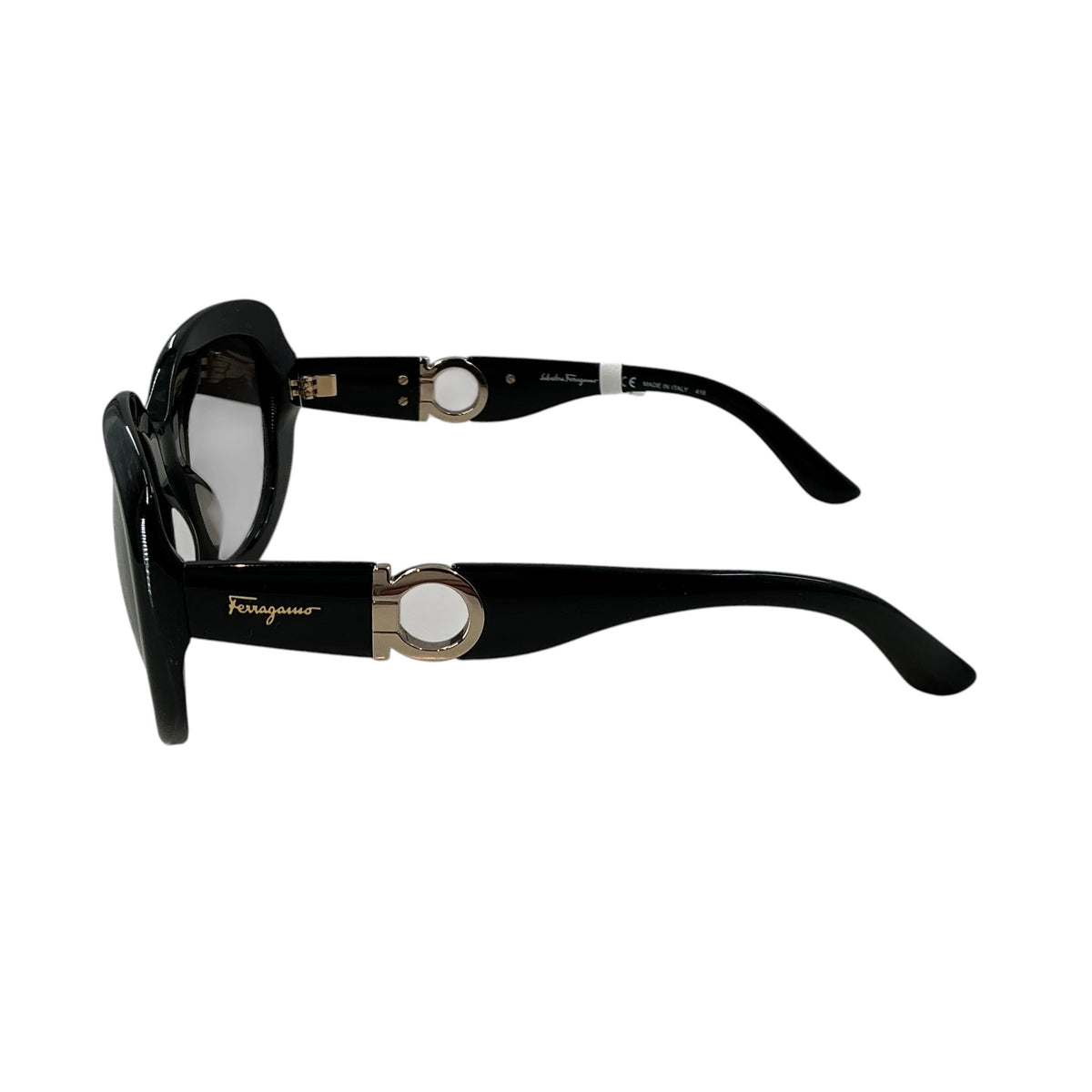 Salvatore Ferragamo Black Oversized Oval Sunglasses SF727S