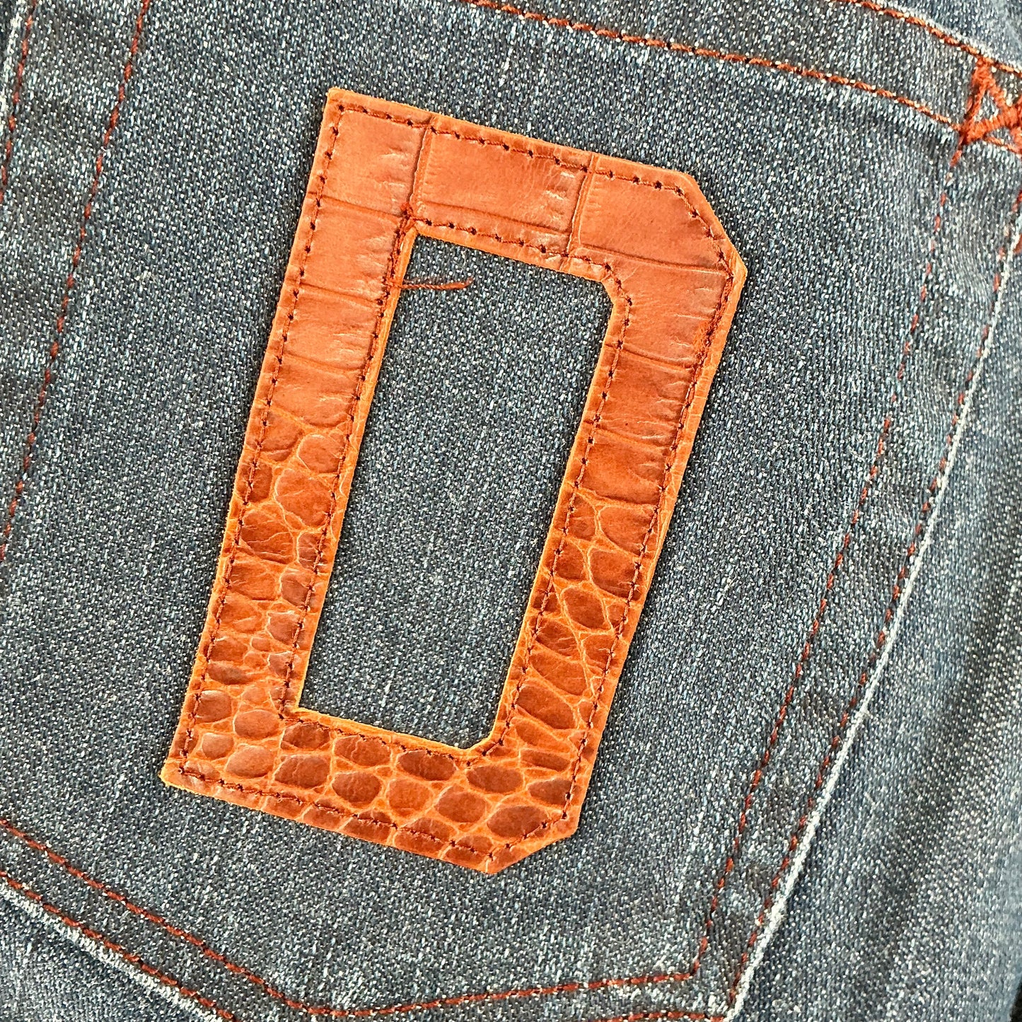 Dolce & Gabbana Vintage Y2K Archive Denim Jeans "D&G" Leather Patches