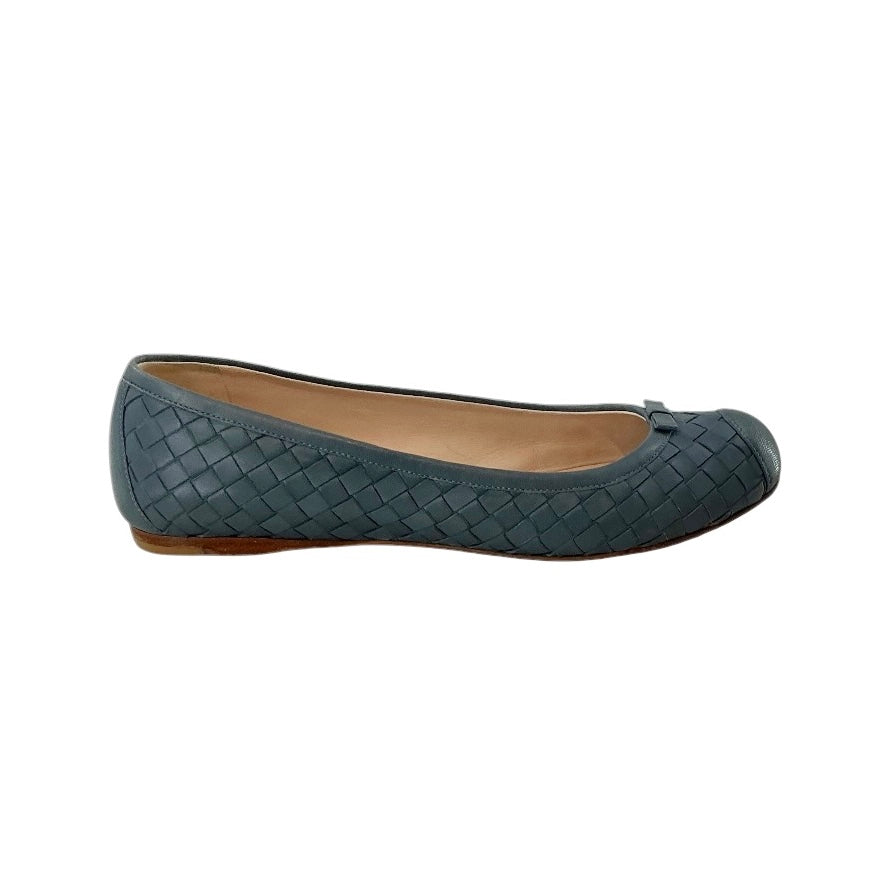 Bottega Veneta Blue Intrecciato Woven Leather Bow Ballet Flats