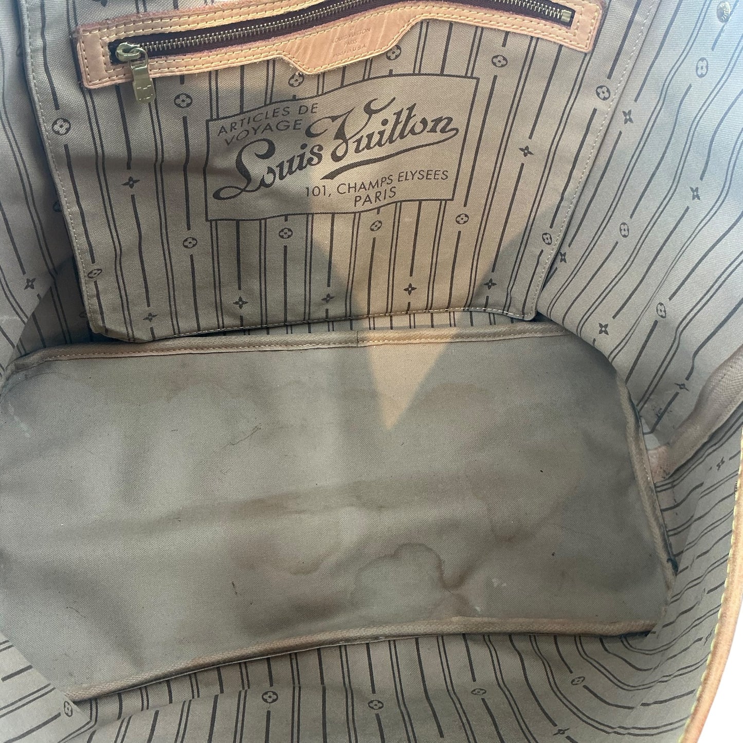 Louis Vuitton Monogram Neverfull GM Tote Bag