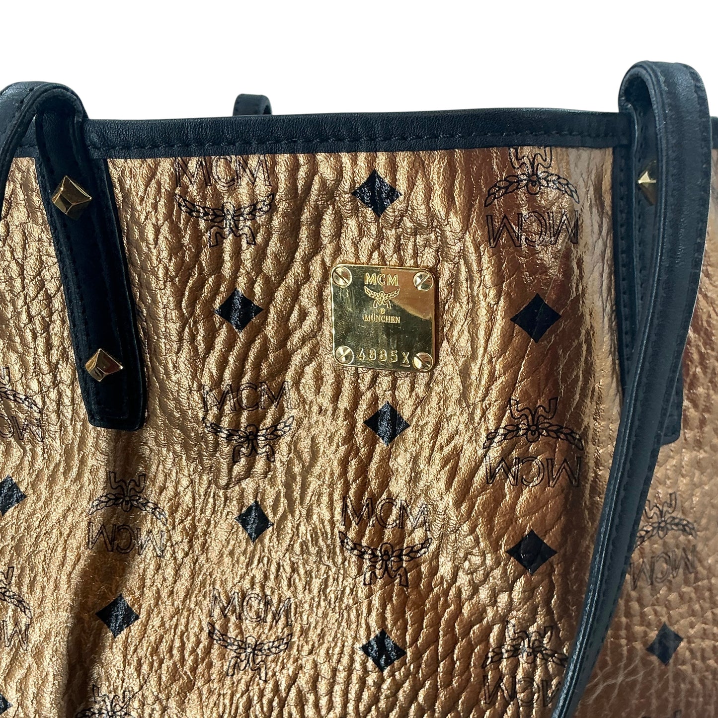 MCM Metallic Visetos Large Shopper Tote in Gold & Black