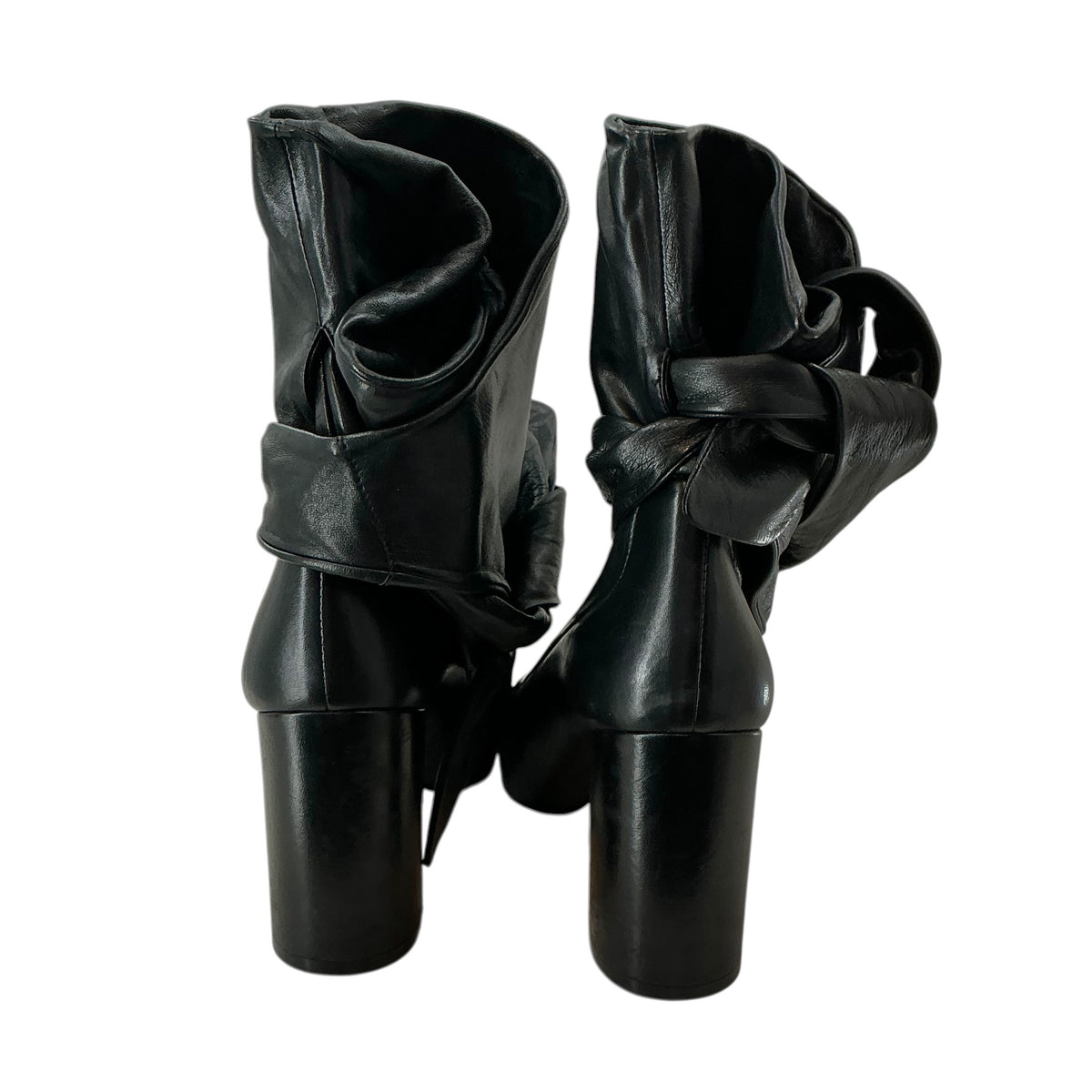 Christian Dior Black Lambskin Huggy Ankle Boots Pointed Toe Block Heel