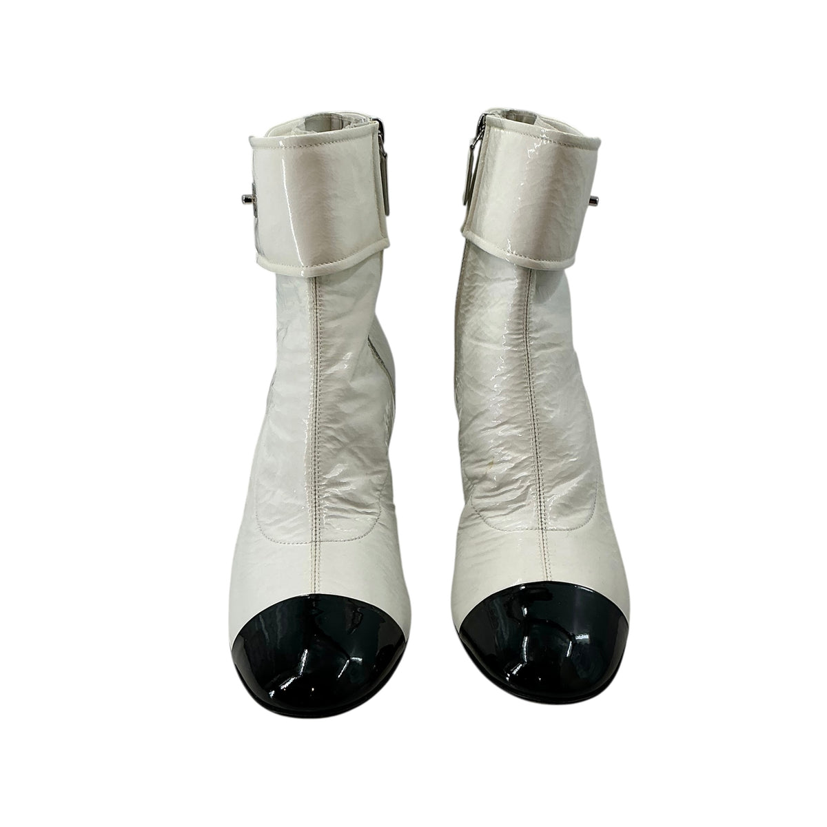 CHANEL White Crumpled Patent Calfskin Cap Toe Turnlock Ankle Boots