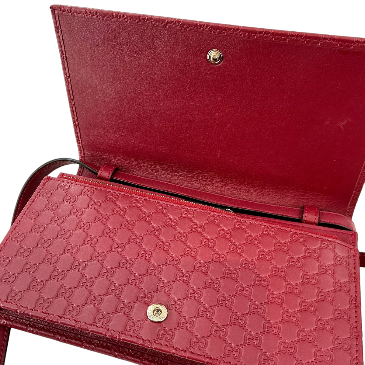 Gucci Microguccissima Crossbody Wallet on Chain - Red Leather