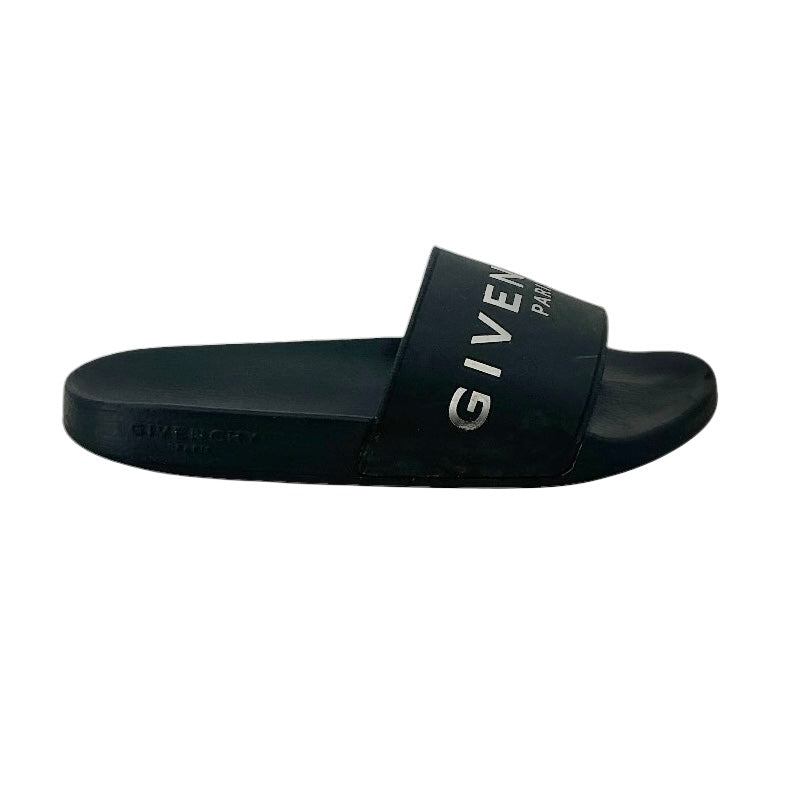 Givenchy Logo-Embossed Rubber Pool Slides