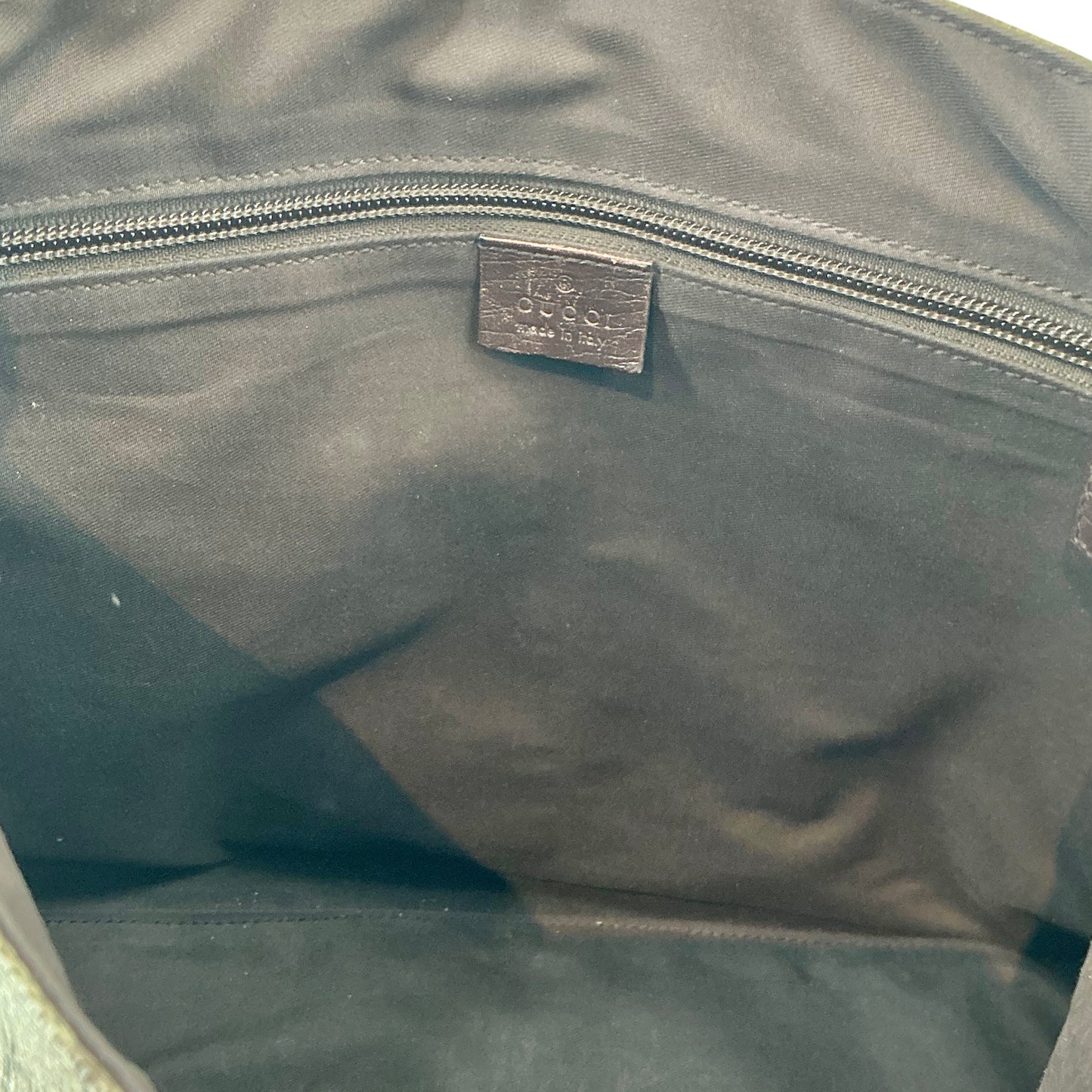 Gucci GG Supreme Monogram Flap Messenger Bag
