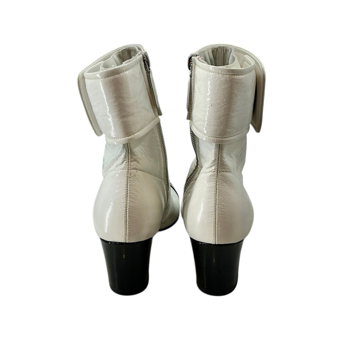 CHANEL White Crumpled Patent Calfskin Cap Toe Turnlock Ankle Boots