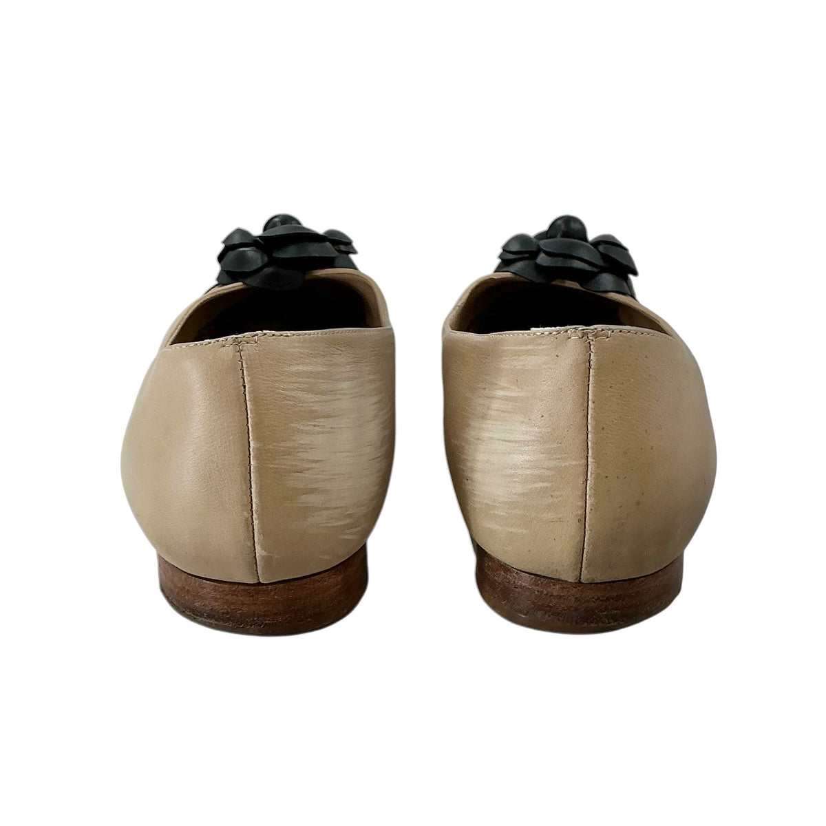 CHANEL Camellia Two-Tone Leather Ballet Flats