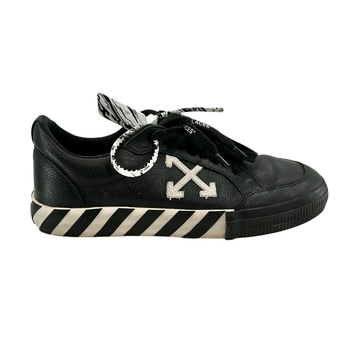 Off-White Black Leather Low Vulcanized Sneakers