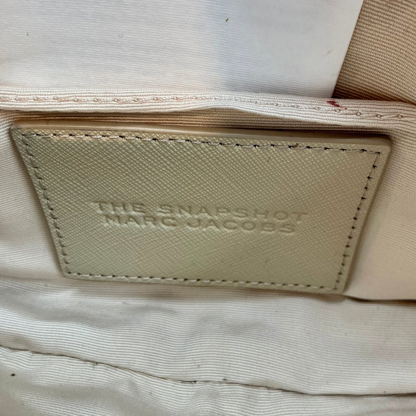 Marc Jacobs The Snapshot Crossbody Bag in Khaki – Saffiano Leather