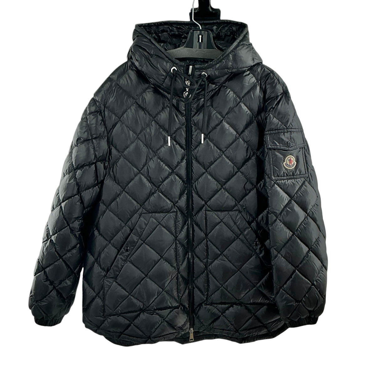 Moncler Women’s Black Diamond-Quilted Hooded Short Down Jacket