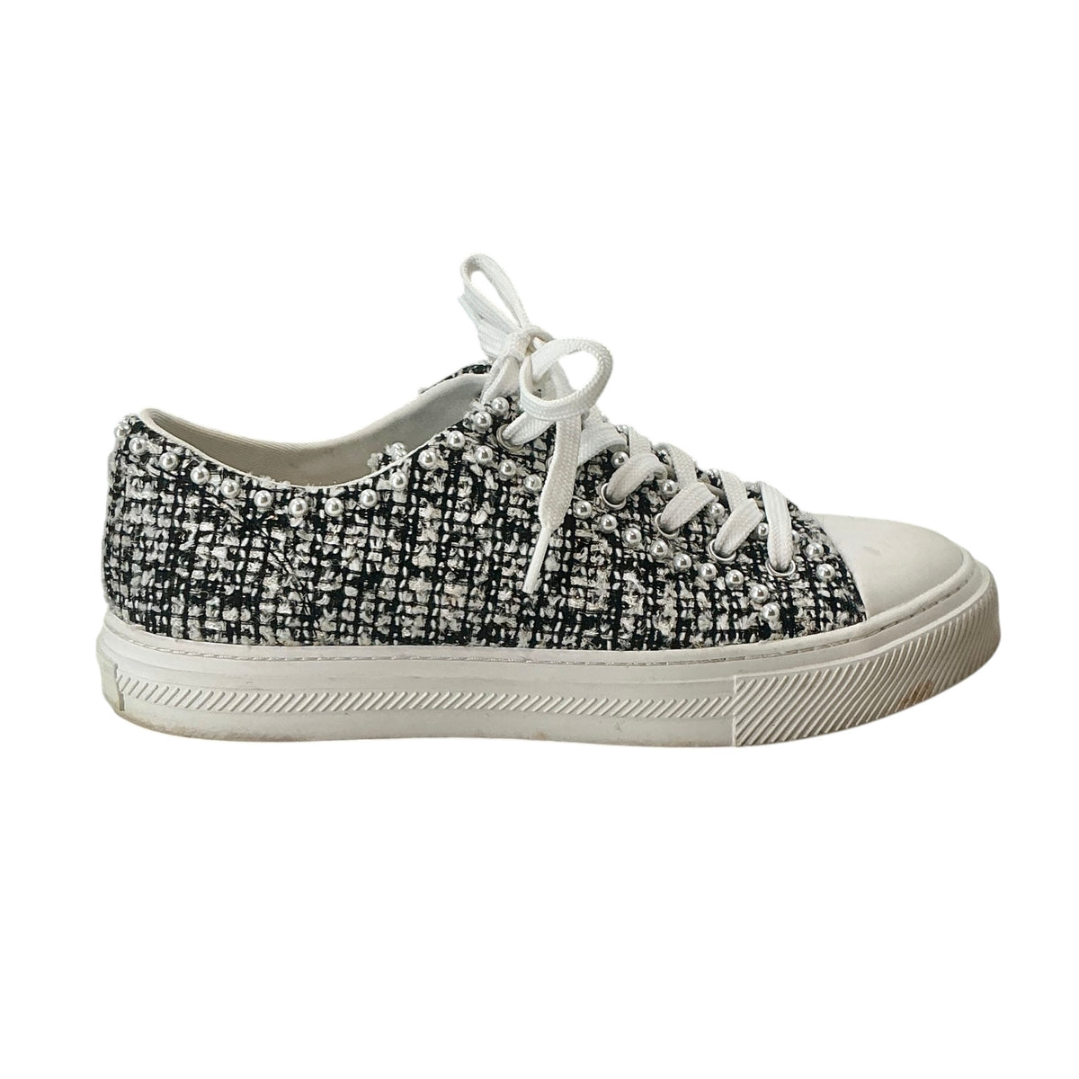 Stuart Weitzman Ollie Low Top Pearl Tweed Sneakers Black White