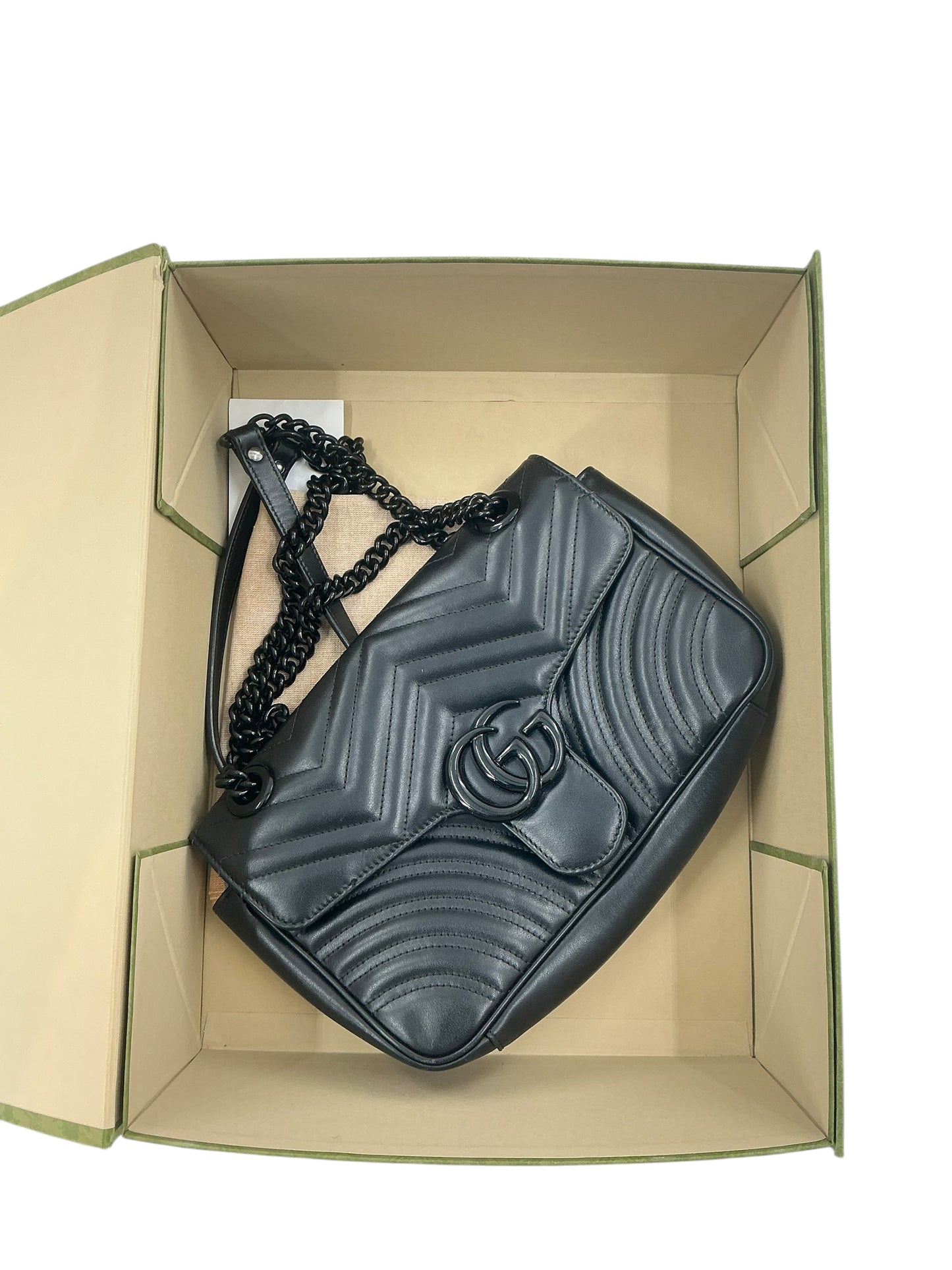 Gucci Medium Marmont Shoulder Bag