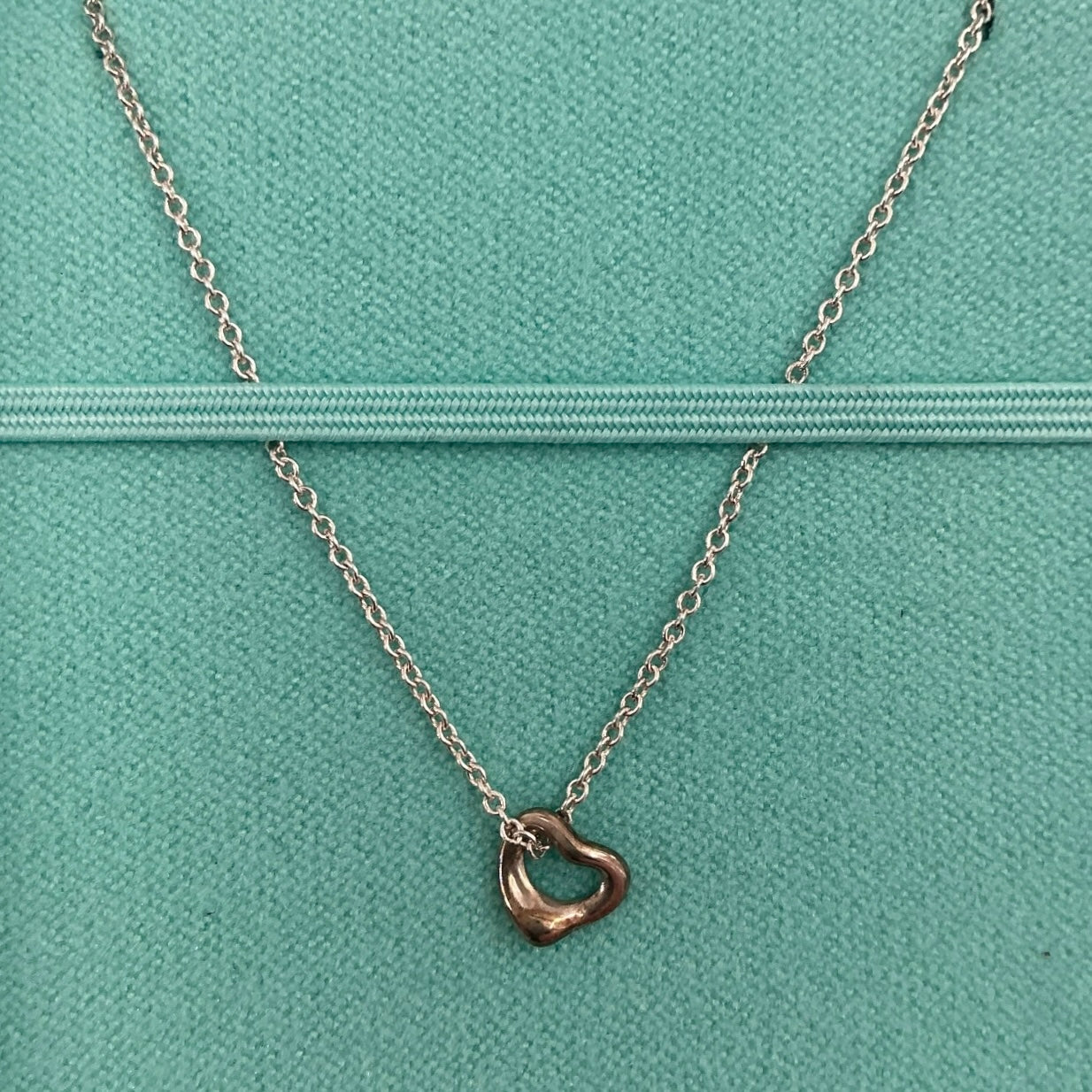 Tiffany & Co. Elsa Peretti Sterling Silver Open Heart Necklace w/ Box