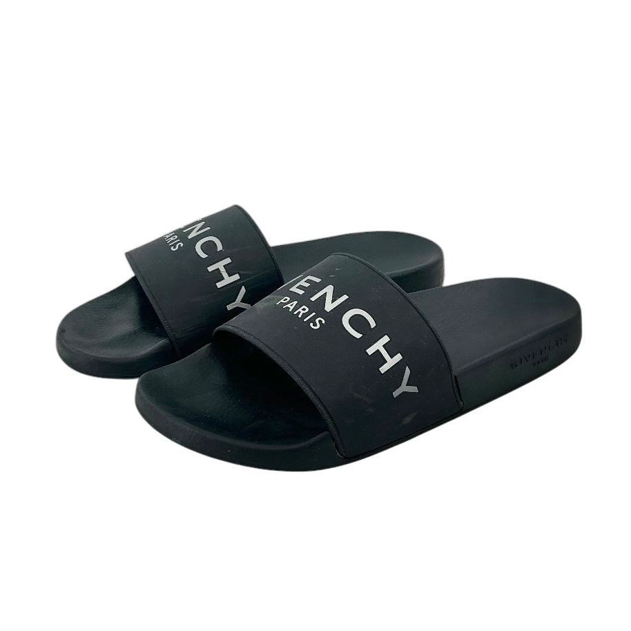 Givenchy Logo-Embossed Rubber Pool Slides