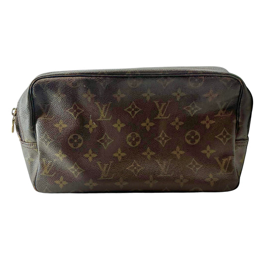 Louis Vuitton Monogram Trousse Toilette 28 Cosmetic Pouch Clutch Bag