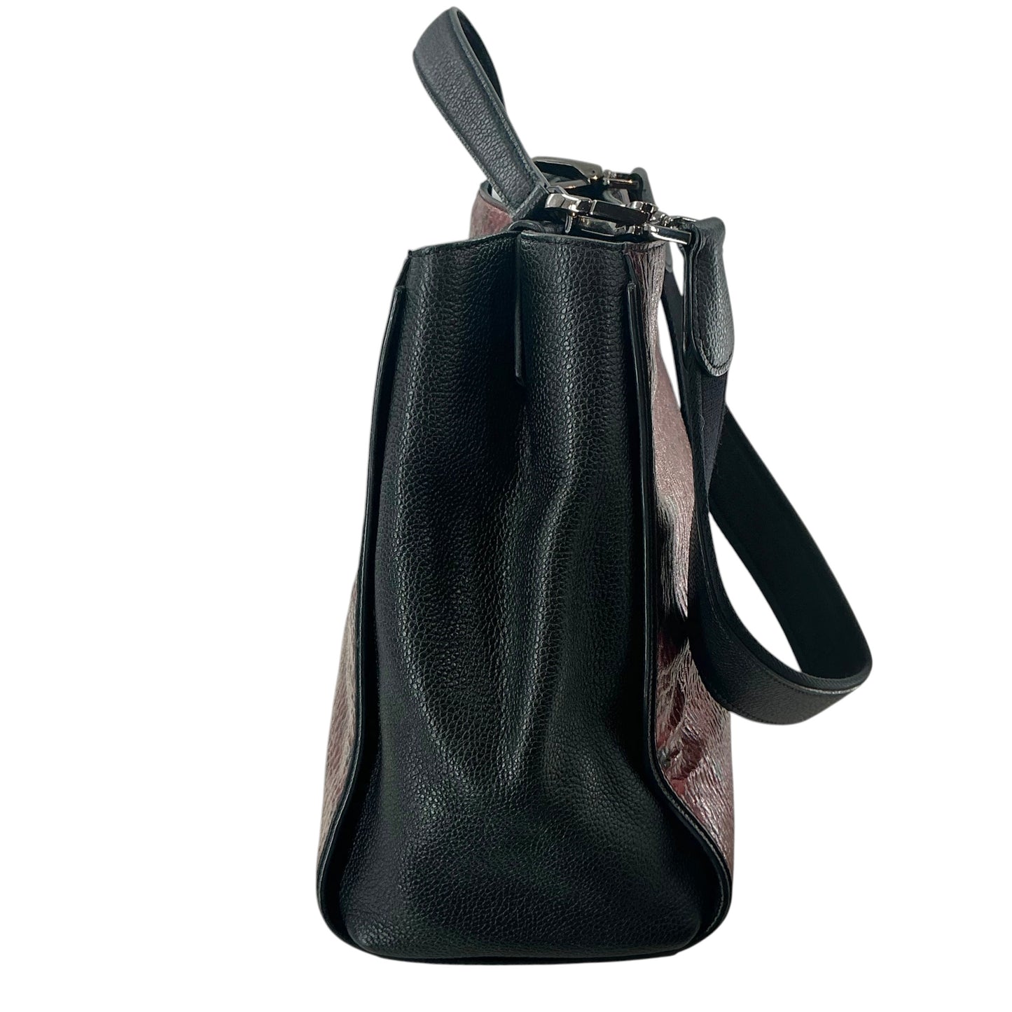 MCM Visetos Corina Medium Metallic Shoulder Bag - Scooter Red