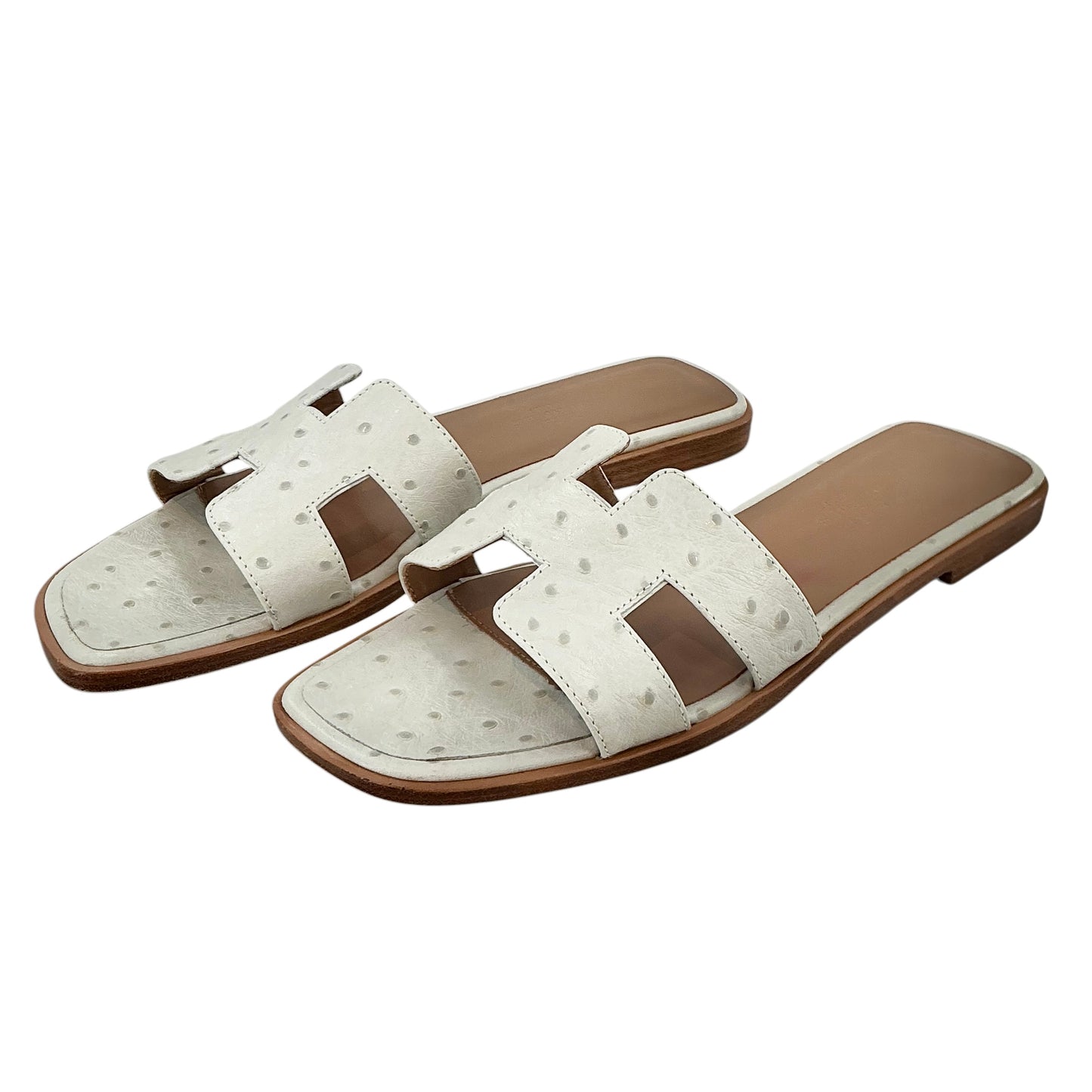 Hermès Ostrich Oran Sandals Off White