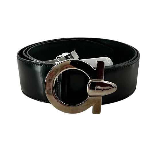 Salvatore Ferragamo Gancini Logo Leather Waist Belt - Size XS