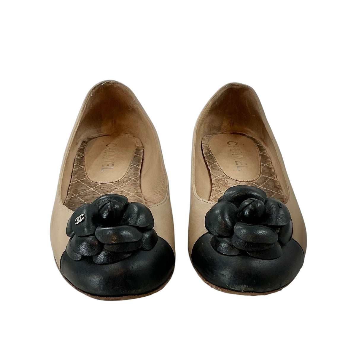 CHANEL Camellia Two-Tone Leather Ballet Flats