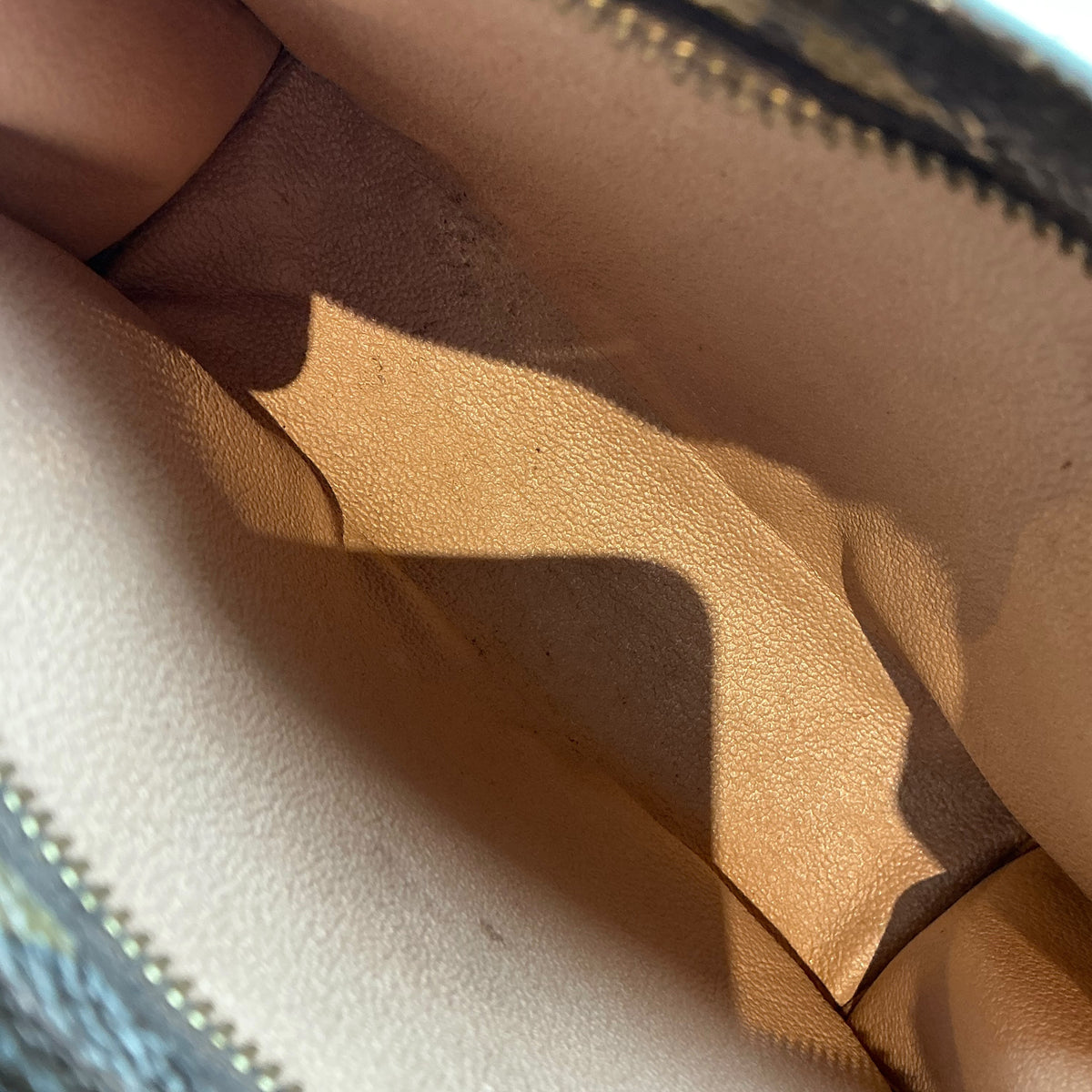 Louis Vuitton Monogram Toiletry Pouch 26