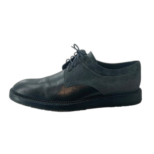 Louis Vuitton Men’s Black Leather and Suede Derby Shoe