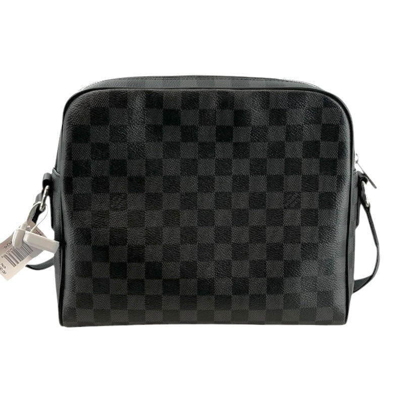 Louis Vuitton Dayton Reporter PM Bag