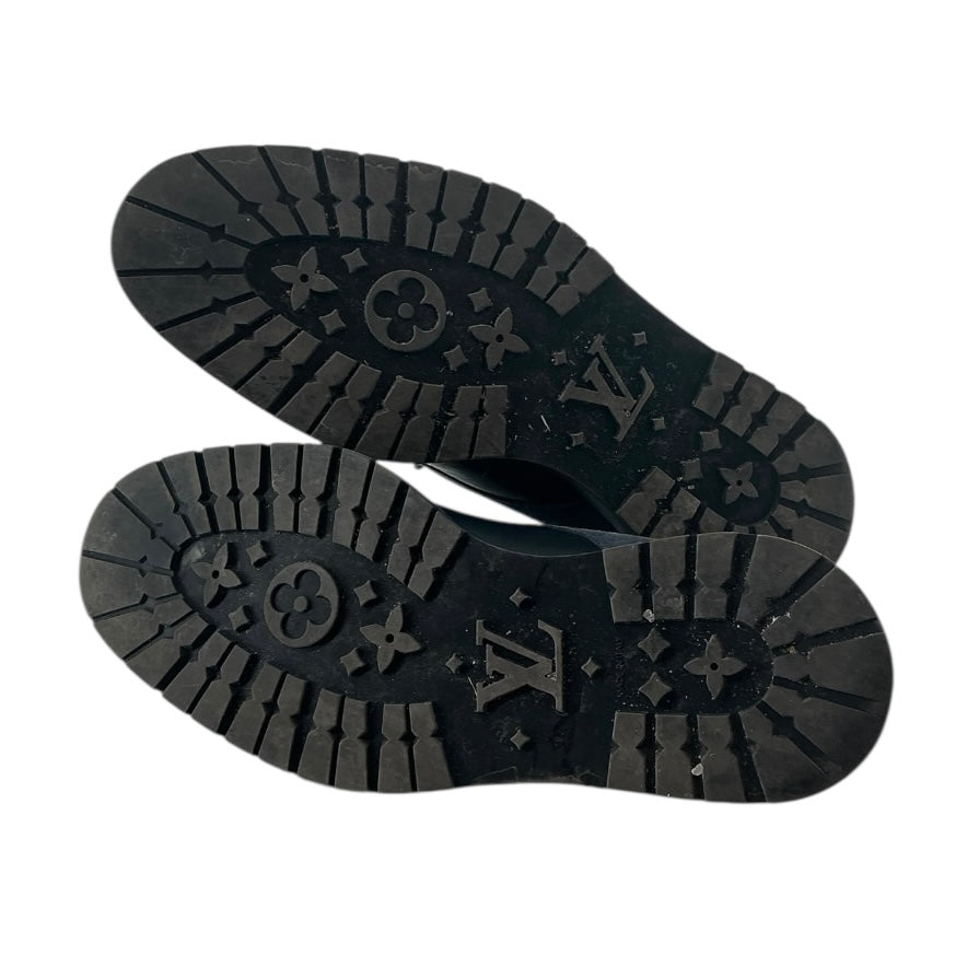 Louis Vuitton Men’s Black Leather and Suede Derby Shoe