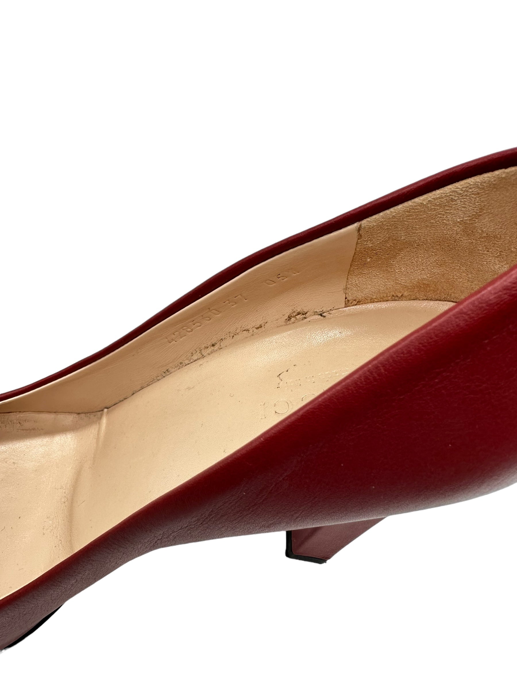 Gucci Women’s Red Pumps