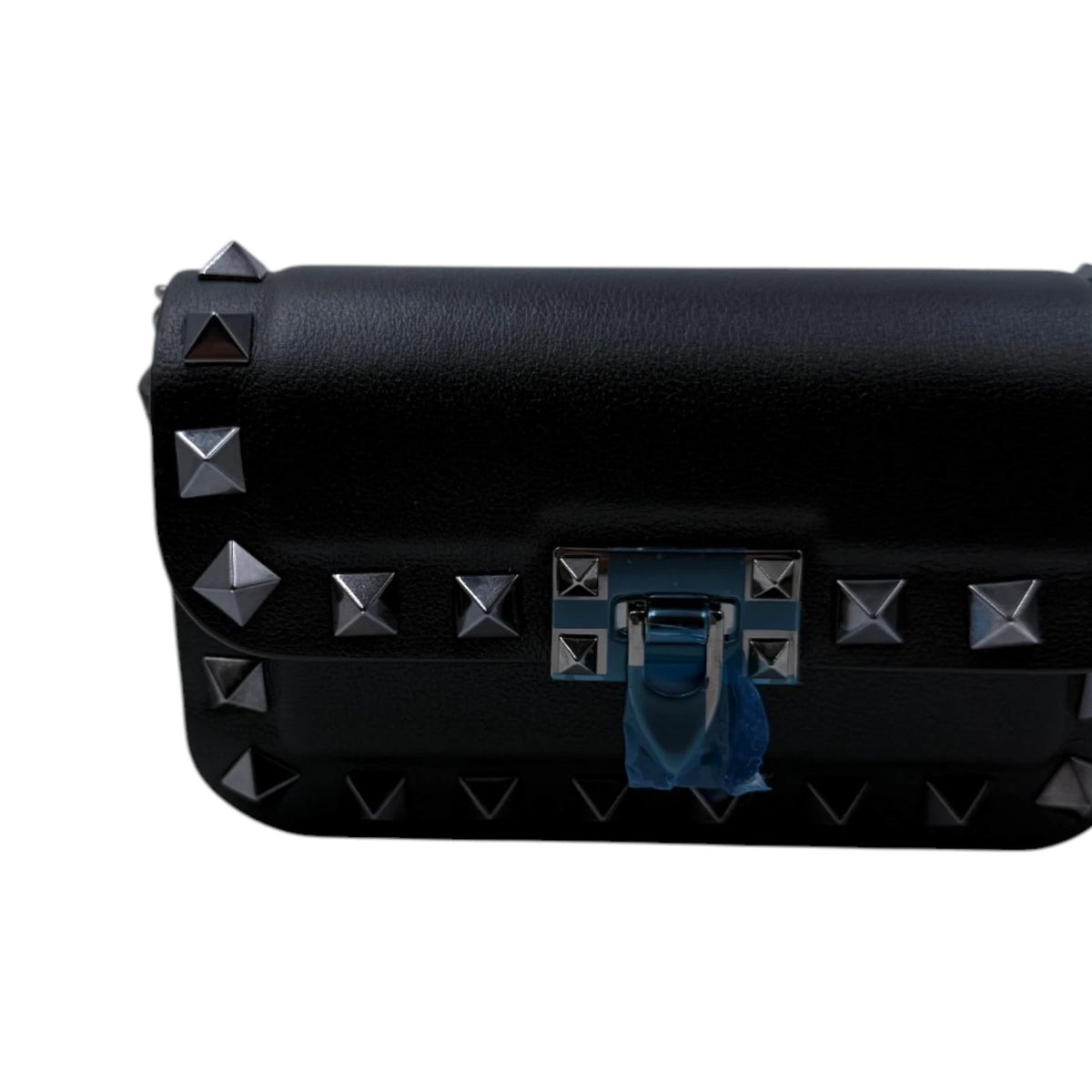 Valentino Garavani Micro Rockstud23 Should Bag