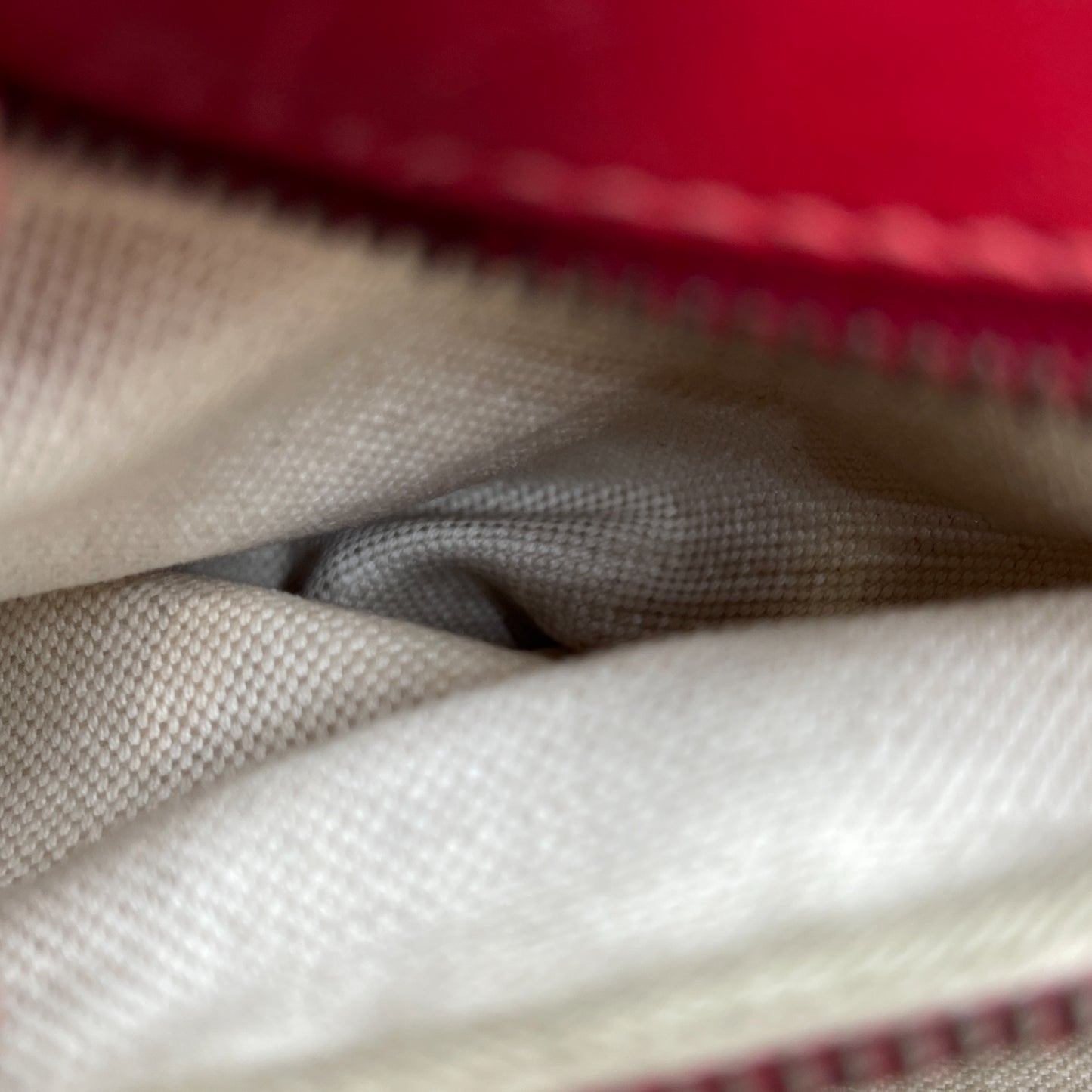 Gucci Peony Red Leather Shoulder Bag