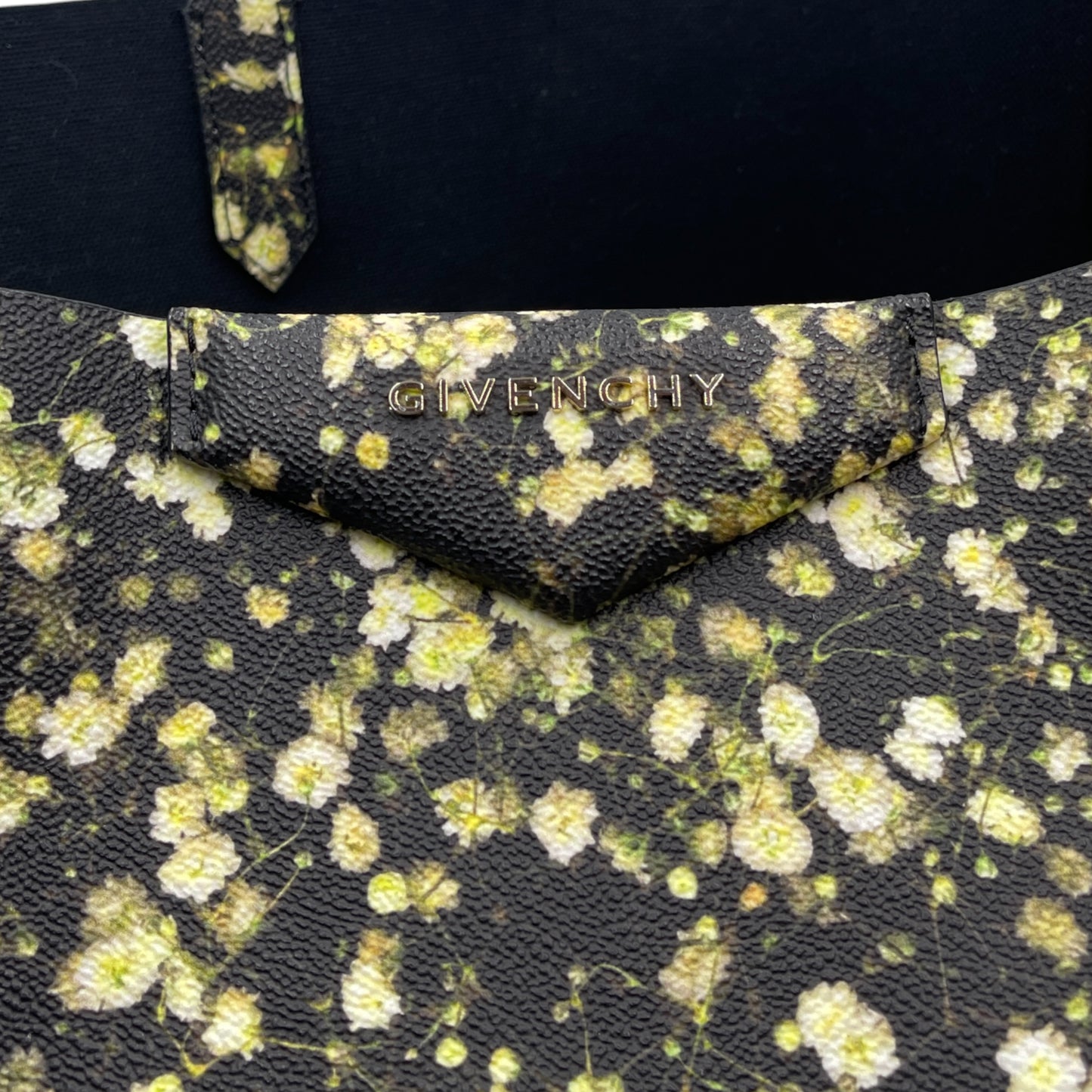 Givenchy Antigona Tote