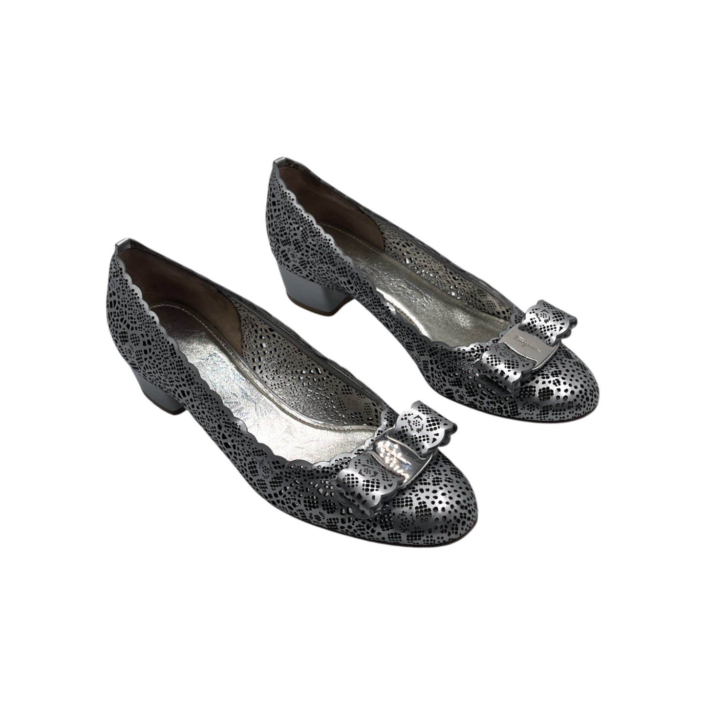 Ferragamo Bow Metallic Pump