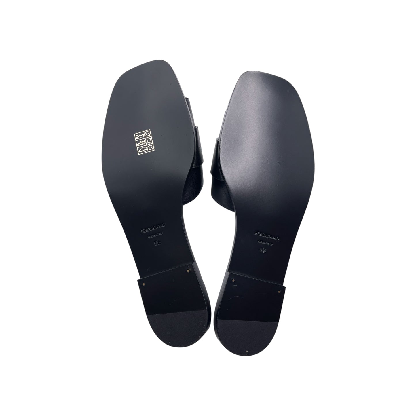 Ferragamo Priscilla leather Slide andal