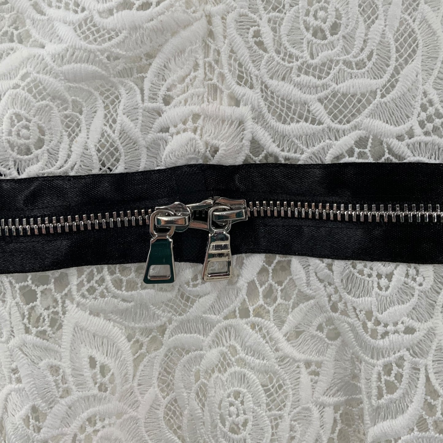Alexander McQueen Lace Zipper Trim Top