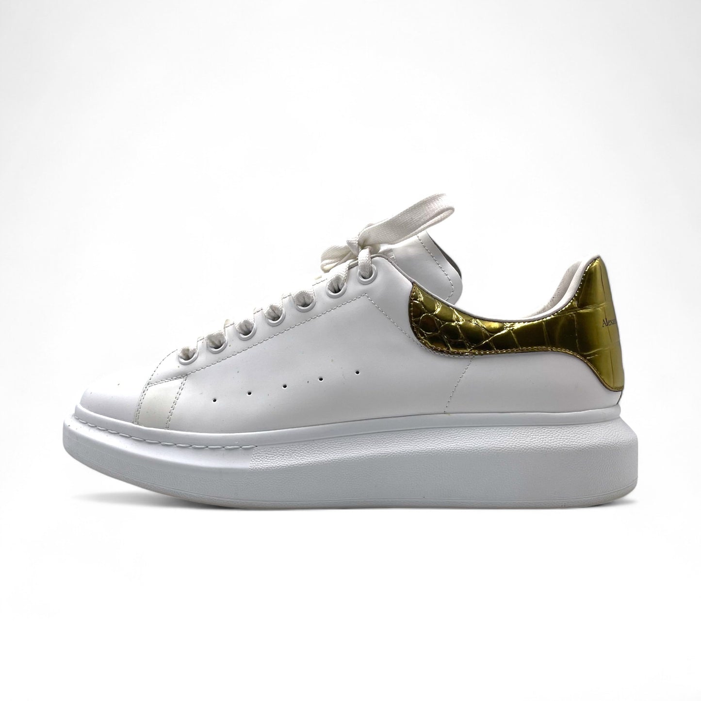 McQueen Gold Trim Larry Snkr