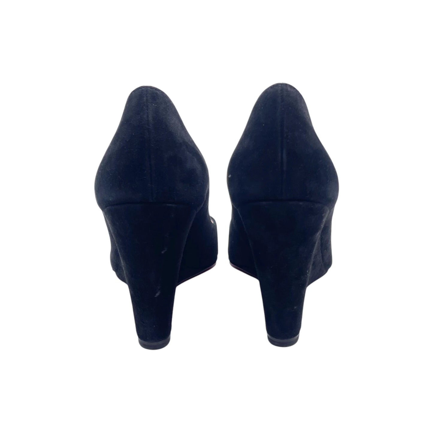 Louboutin Black Pump Suede