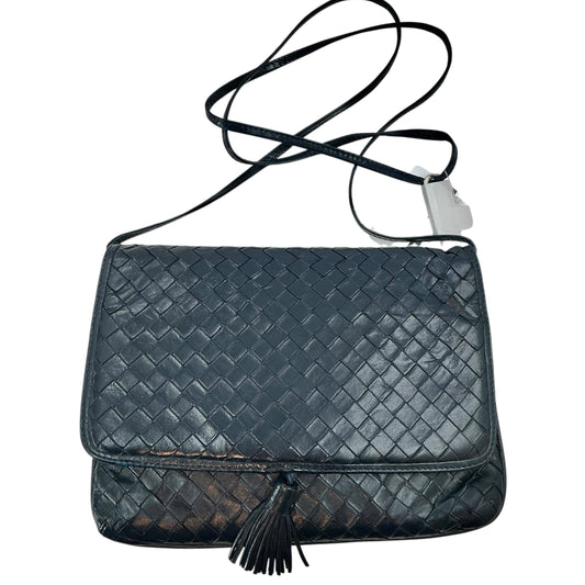 Bottega Veneta Intrecciato Black Woven Leather Tassel Crossbody Bag