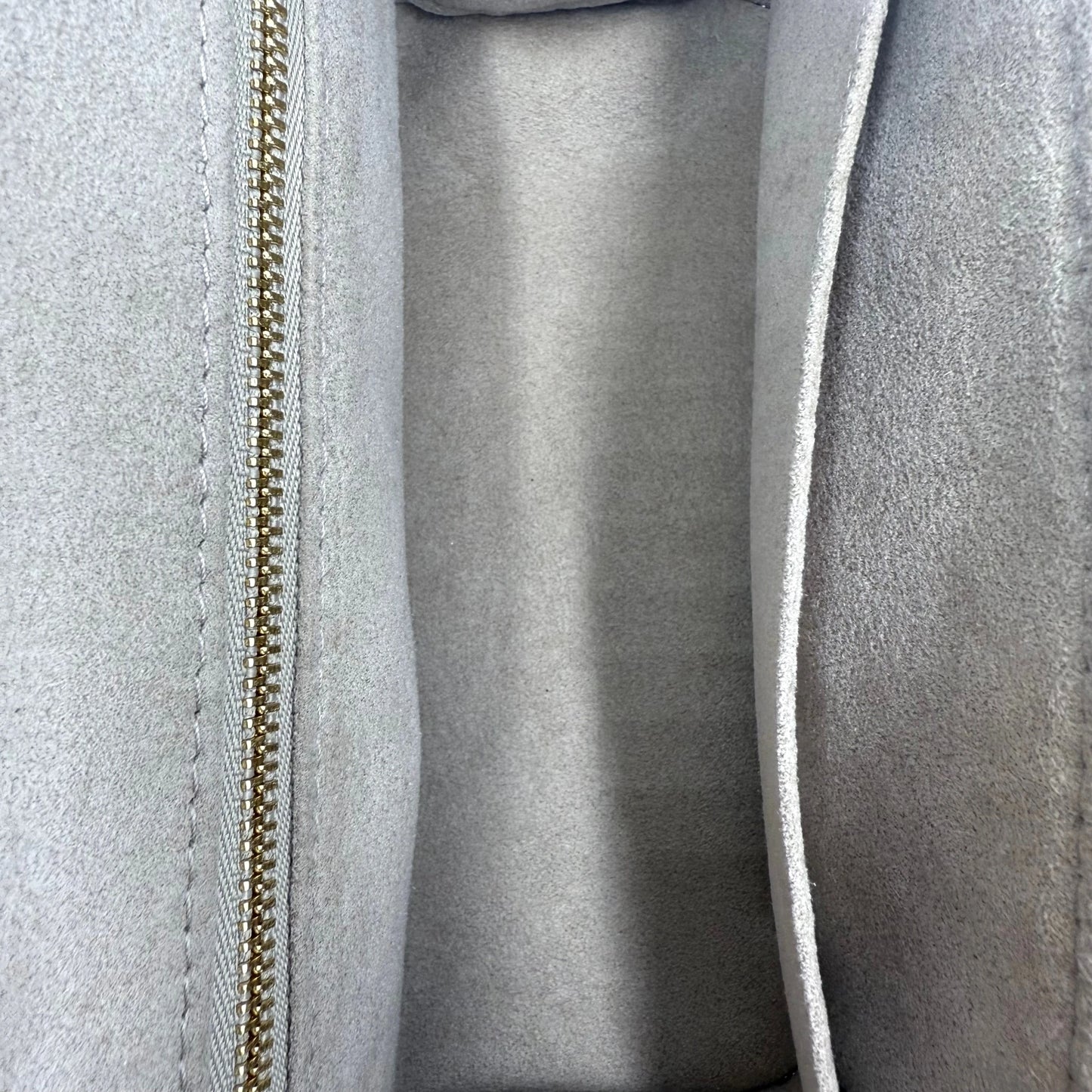 Louis Vuitton Beige Empreinte Mono Vanity
