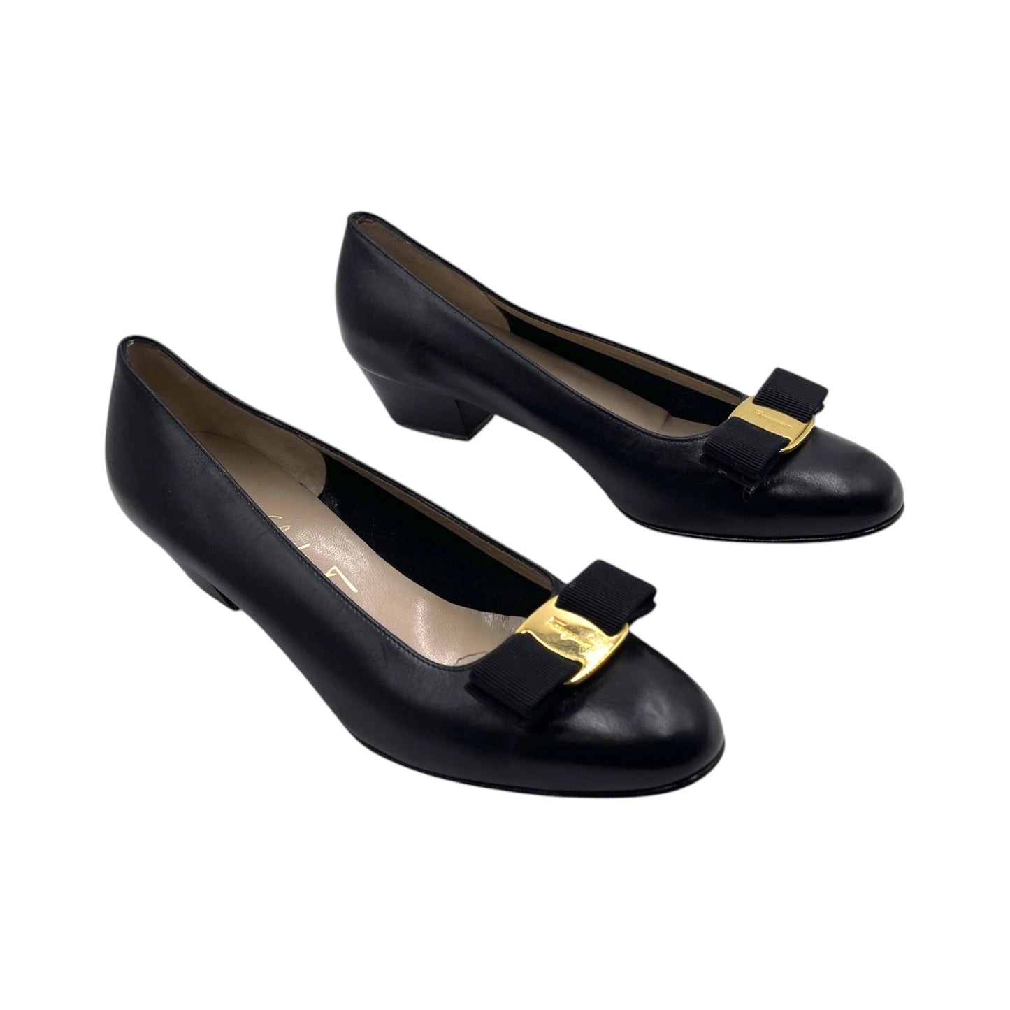 Ferragamo Vara Bow Pump