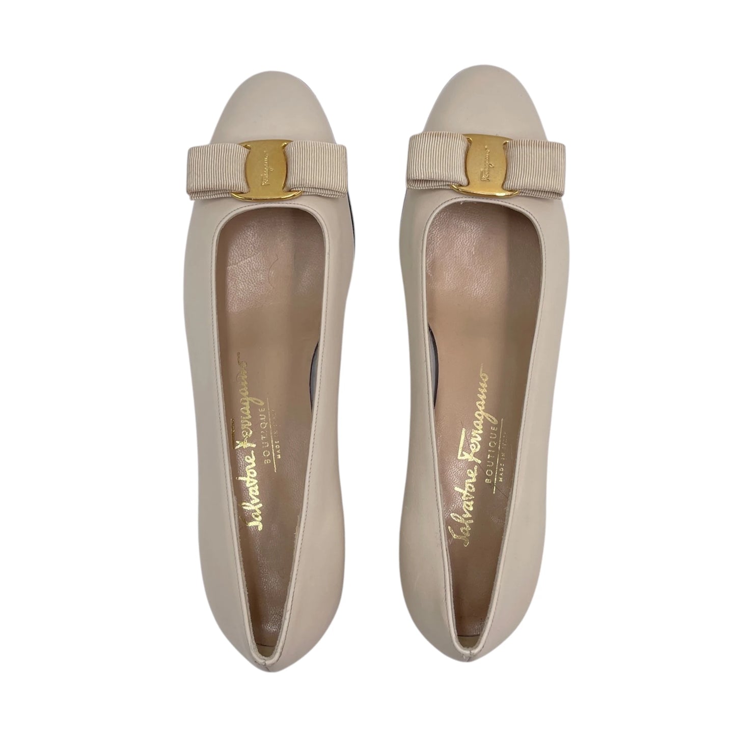 Ferragamo Vara Pump