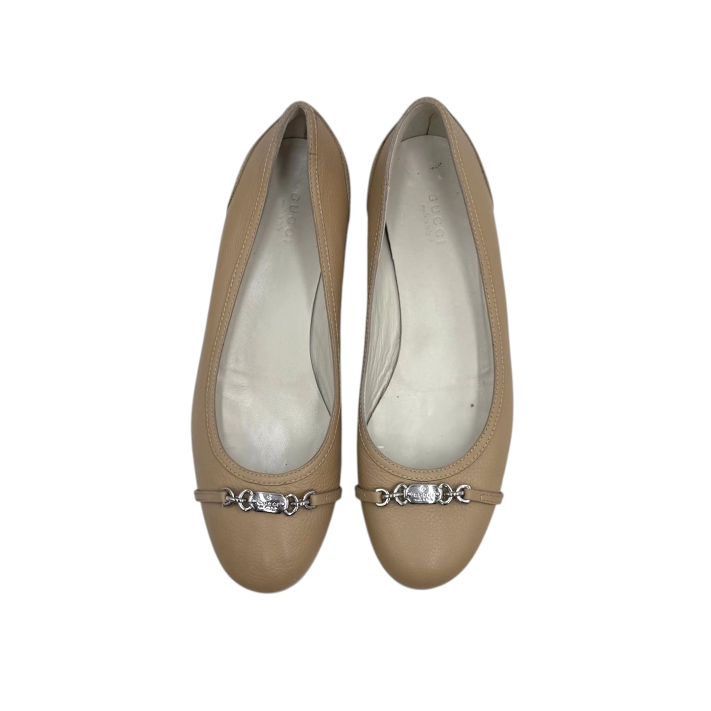 Gucci Tan Chain Flats