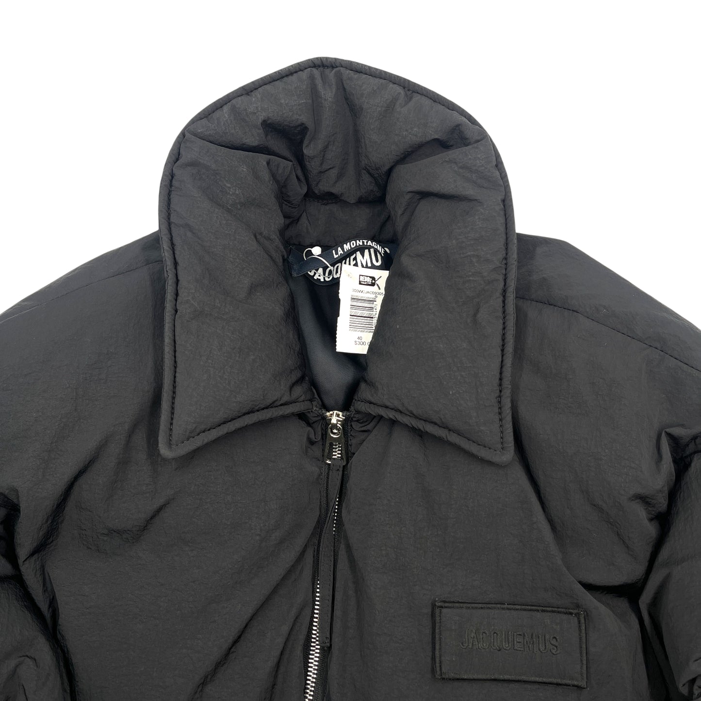 Jacquemus La Montagne Logo-Patch Puffer Jacket - 40